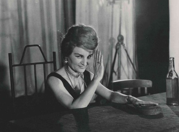 Снимки: Театър българска армия/ АРТО+